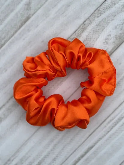 B.i.scrunchies | halloween orange