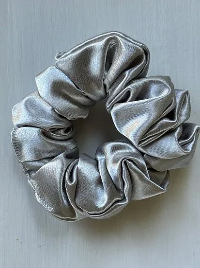 B.i.scrunchies | silver